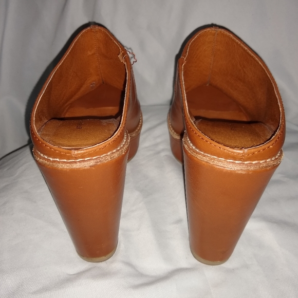 Etienne Aigner Leather Wedges - Picture 5 of 5